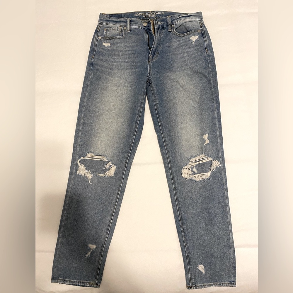 High Waisted Mom Jean - American Eagle